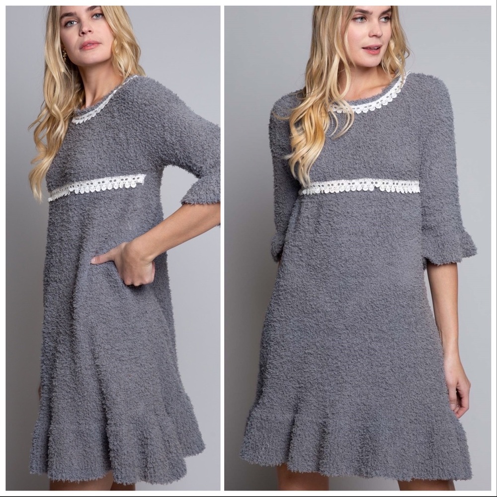 POL Dreamy Clouds of Berber Fleece Dress - Picture 11 of 15